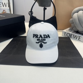 Prada 2025 ранневесенняя модель брендовой бейсболки, классическая