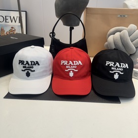 Prada 2025 ранневесенняя модель брендовой бейсболки, классическая