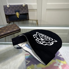 Новейшая шерстяная вязаная шапка от официального сайта PRADA, точ