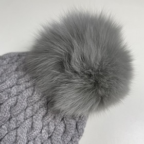 Классическая шерстяная шапка Prada из высококачественной шерсти, 