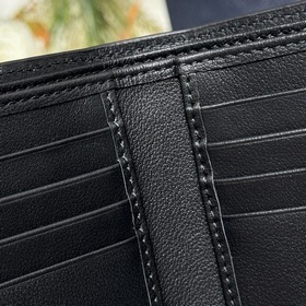【Высококачественный оригинал】 Новый короткий кошелек PRADA. Класс