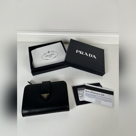 Кожаный кошелек P для женщин из кожи Напа, модель 1ML018, застежк