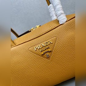 【Высококачественный оригинал】 Новая модель (1BB126, кожа с тексту