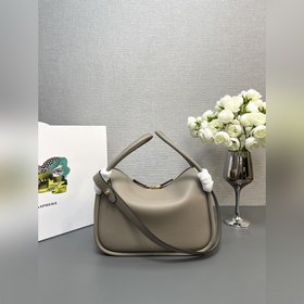 Новейшая сумка для боулинга 1BA451 уже в наличии. Эта сумка Lindy