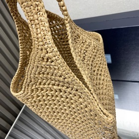 Популярная сумка из волокна кокосового ореха 1BG424. Эта сумка из