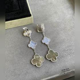 V-Gold-Plated Gold VCA Three-Leaf Clover Earrings, Market Premiu