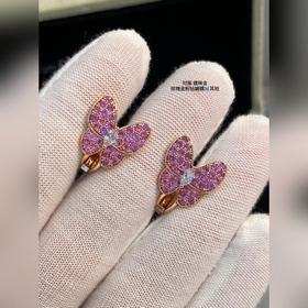 V-образное покрытие из желтого золота VCA/Van Cleef & Arpels 