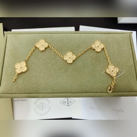 Классический браслет Van Cleef & Arpels с пятиконечным клевер