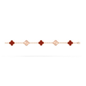 -Изображение витрины, изображение на руке -Van Cleef & Arpels