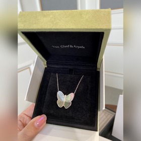 VCA Van Cleef & Arpels Белый жемчуг Большой бабочка Ожерелье 