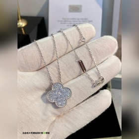 V-образное золотое покрытие VCA Van Cleef & Arpels Новая моде