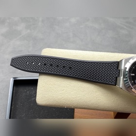 GR Vacheron Constantin Overseas True Moon Phase Reverse Jump Муль