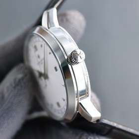 Новая модель от Vacheron Constantin, воплотившая в себе лучшие тр