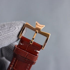 Новейшая версия мужских часов Vacheron Constantin Traditionnelle,