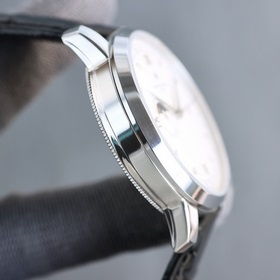 Новая модель от Vacheron Constantin, воплотившая в себе лучшие тр