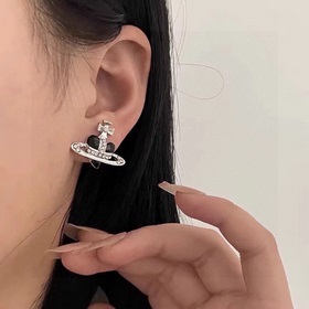 Vivienne Westwood Вивьен Вествуд Серьги Saturn Элегантный изящный