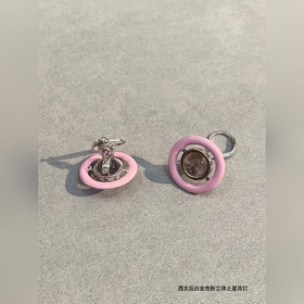 Серьги Vivienne Saturn Pink Enamel Planet от Empress of the West.