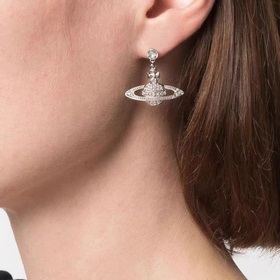Vivienne Westwood Вивьен Вествуд Серьги Saturn Элегантный изыскан