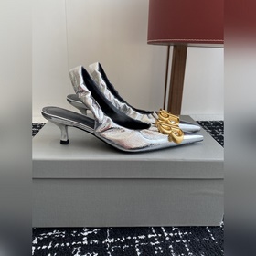 Покупка по доверенности  Balenciaga 25s весна-лето, новая модель