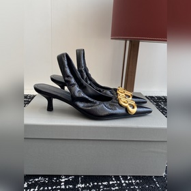Покупка по доверенности  Balenciaga 25s весна-лето, новая модель
