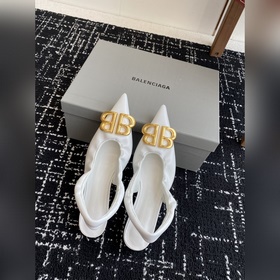 Покупка по доверенности  Balenciaga 25s весна-лето, новая модель
