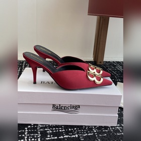 Покупка по доверенности  Balenciaga 25s весна-лето, новая модель