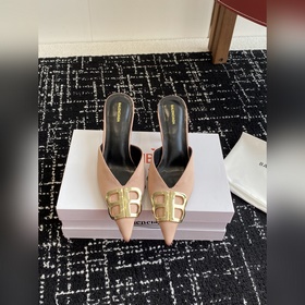 Покупка по доверенности  Balenciaga 25s весна-лето, новая модель