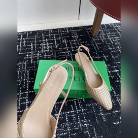 Услуги покупке товаров Bottega Venet Летние новые сандалии с пле
