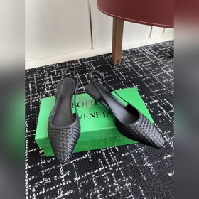 Услуги покупке товаров Bottega Venet Летние новые сандалии с пле