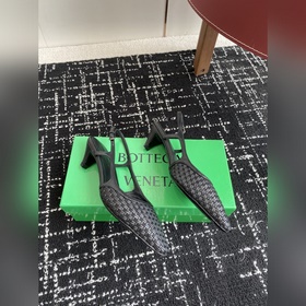 Услуги покупке товаров Bottega Venet Летние новые сандалии с пле