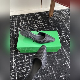 Услуги покупке товаров Bottega Venet Летние новые сандалии с пле