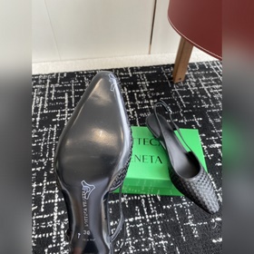 Услуги покупке товаров Bottega Venet Летние новые сандалии с пле