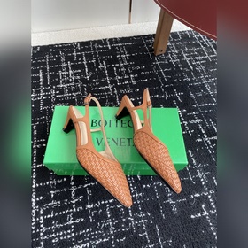 Услуги покупке товаров Bottega Venet Летние новые сандалии с пле