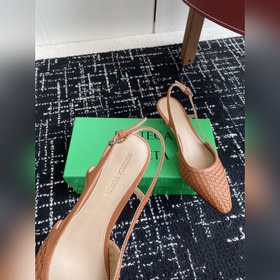 Услуги покупке товаров Bottega Venet Летние новые сандалии с пле