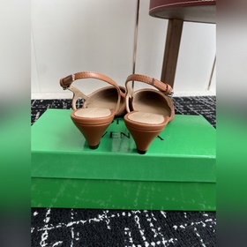 Услуги покупке товаров Bottega Venet Летние новые сандалии с пле