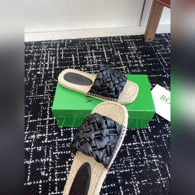 Услуги покупке товаров Новые широкие плетеные сандалии Bottega V
