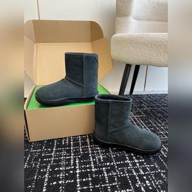 Bottega Venet представляет обновленную версию новых простых зимни