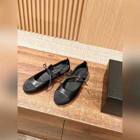 Chanels ultra-popular Mary Jane shoes from the early spring Milan