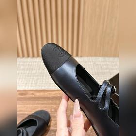 Chanel ретро туфли Mary Jane с двойной застежкой и стразами Класс