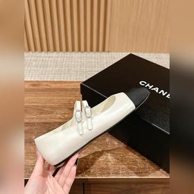 Chanel ретро туфли Mary Jane с двойной застежкой и стразами Класс
