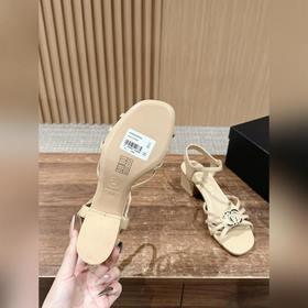 Новые весенне-летние сандалии Chanel на толстом каблуке Двойная з
