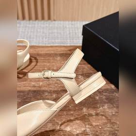 Новые сандалии Chanel Mary Jane с невероятной красотой Круглый кв