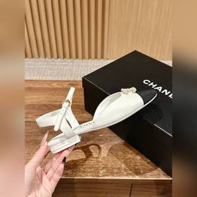 Новые сандалии Chanel Mary Jane с невероятной красотой Круглый кв