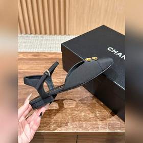 Новые сандалии Chanel Mary Jane с невероятной красотой Круглый кв