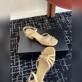 Услуги покупке товаров  CHANEL Новейшие сандалии на толстом кабл