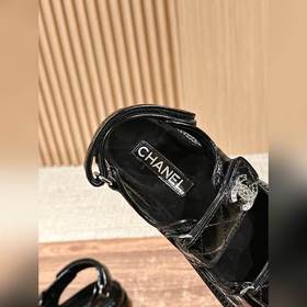 Chanel Xinjiang Magic Stick Beach Sandals Каждый год появляются 