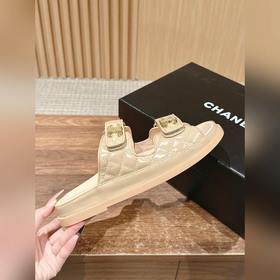 Сандалии Chanel с липучкой Каждый год в классической коллекции C