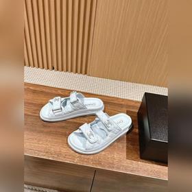 Сандалии Chanel с липучкой Каждый год в классической коллекции C