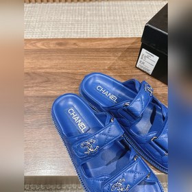 Сандалии Chanel с липучкой Каждый год в классической коллекции C