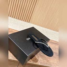 Chanel жемчужные сандалии Оригинальная модель, приобретенная сраз